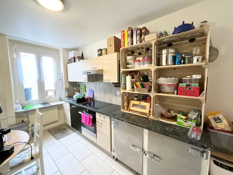 Ampio appartamento di 3 locali a La Chaux-de-Fonds (3)