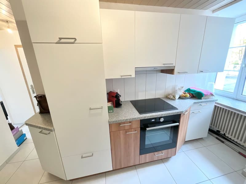 Zweizimmerwohnung mit viel Licht im Erdgeschoss in Sonvilier (2)