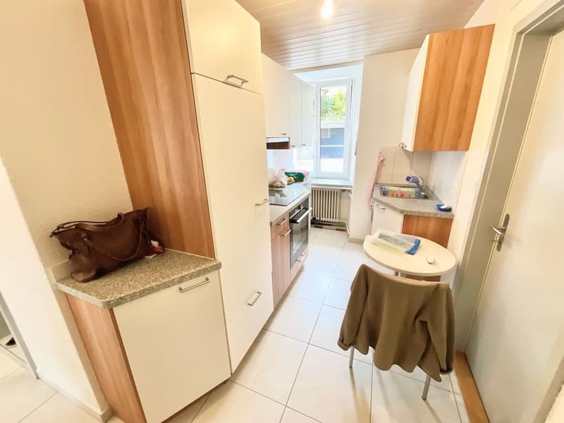 Zweizimmerwohnung mit viel Licht im Erdgeschoss in Sonvilier (3)