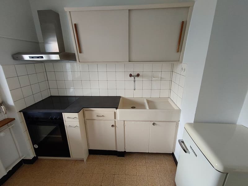 Zweizimmerwohnung mit großem Balkon und Aufzug! (4)