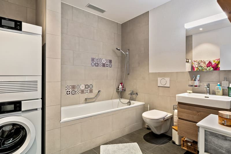 Zeitlose Eleganz trifft Wohnkomfort - 3.5-Zimmer-Wohnung in Meinisberg (7)