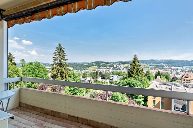 PPE apartment with 4.5 rooms, balcony and double garage (12)