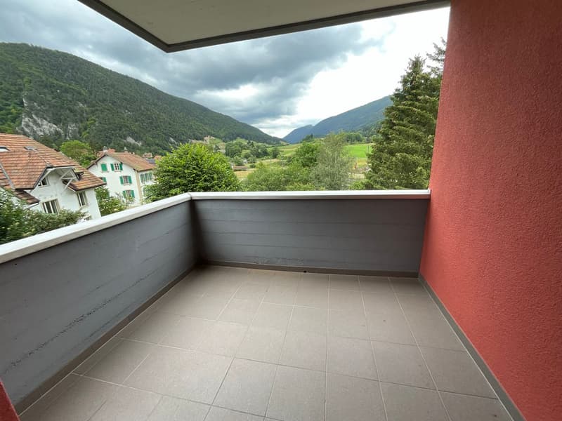 Beautiful bright 4.5-room apartment with balcony (6)