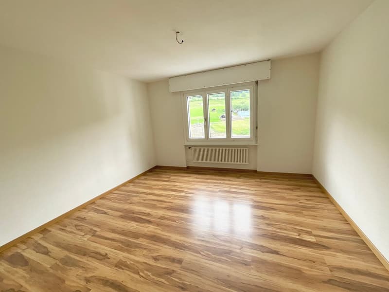 Beautiful bright 4.5-room apartment with balcony (7)