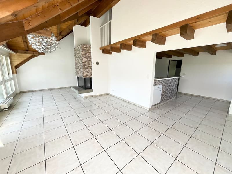 Duplex-Wohnung mit 5.5 Zimmern und Balkon (2)