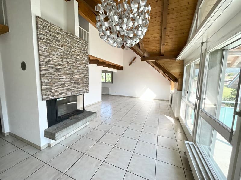 Duplex-Wohnung mit 5.5 Zimmern und Balkon (1)