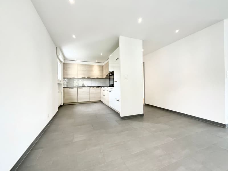 Beautiful bright 4.5-room apartment with balcony (2)