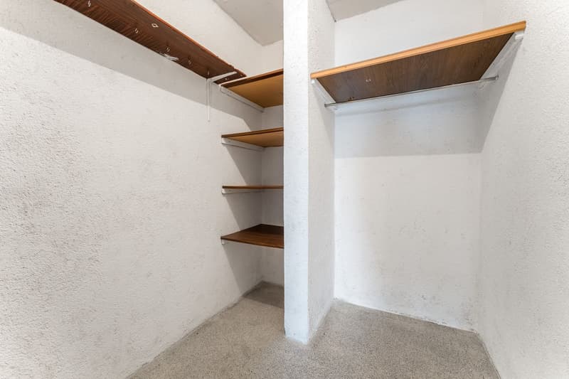 Appartement lumineux de 4.5 pièces au coeur de Tramelan, avec deux balcons et une vue dégagée (10)