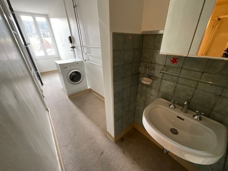Charming 4-room apartment with large terrace in the heart of Tramelan (5)
