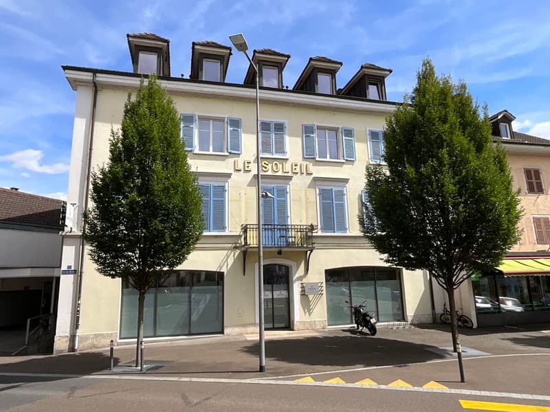 Locaux avec vitrines idéalement situé au coeur de Delémont (7)