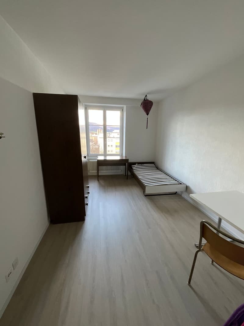 Chambre meublée avec salle de bain privative (1)