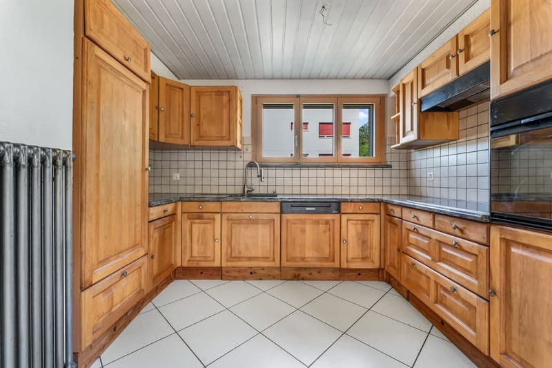 Appartement en PPE de 4.5 pièces avec un garage individuel (2)
