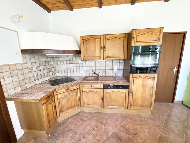 Appartement lumineux au rez-de-chaussée - beaux volumes et espaces polyvalents (2)