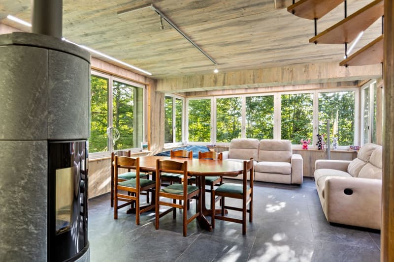 Un refuge au coeur des crêtes jurassiennes 2'520 m² de nature (4)