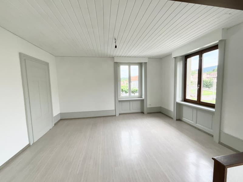 Spacieux appartement de 4,5 pièces - 136 m² avec espaces polyvalents (6)