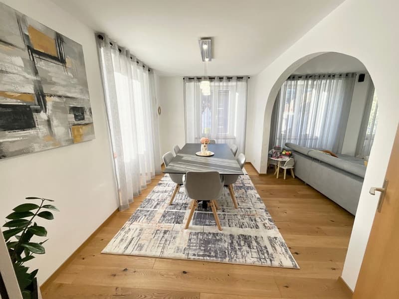 Spacieux appartement duplex de 5,5 pièces avec cheminées (2)
