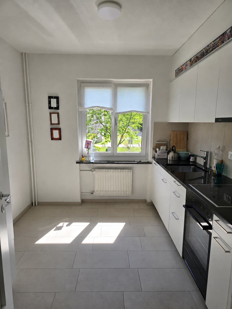 Charmant appartement 2.5 pièces à Ittigen – situation calme avec bonne connexion (2)