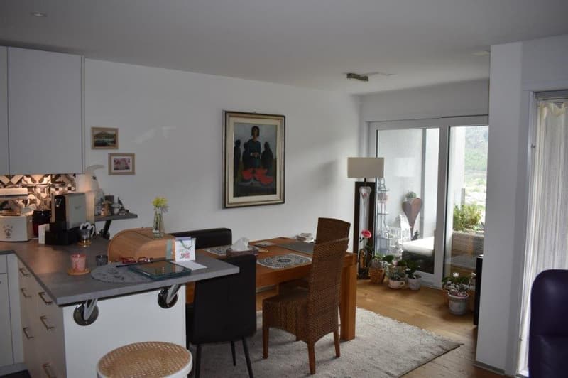 Modern 4.5-room apartment with 2 balconies and parking space in Brig-Glis (3)