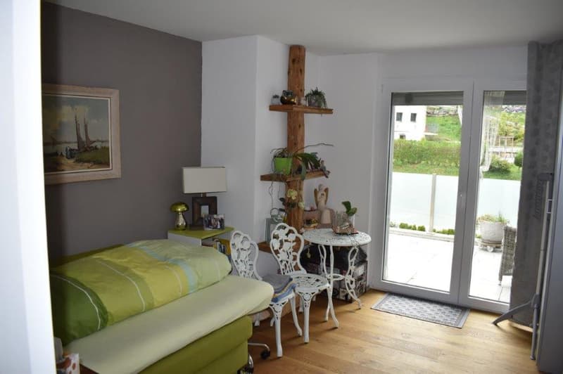 Modern 4.5-room apartment with 2 balconies and parking space in Brig-Glis (8)