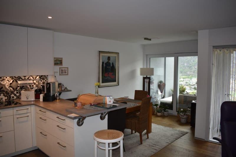 Modern 4.5-room apartment with 2 balconies and parking space in Brig-Glis (6)