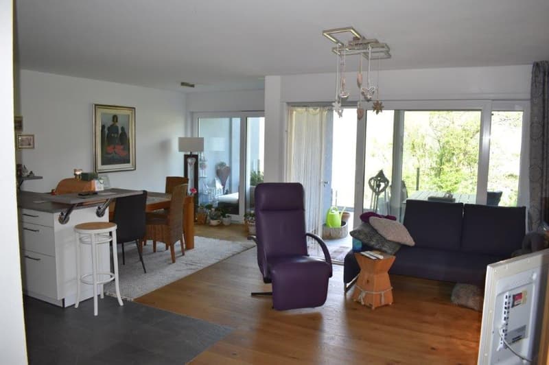 Modern 4.5-room apartment with 2 balconies and parking space in Brig-Glis (5)