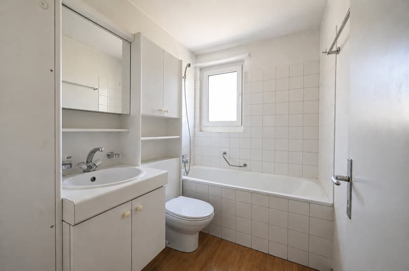 Apartment with great potential (7)