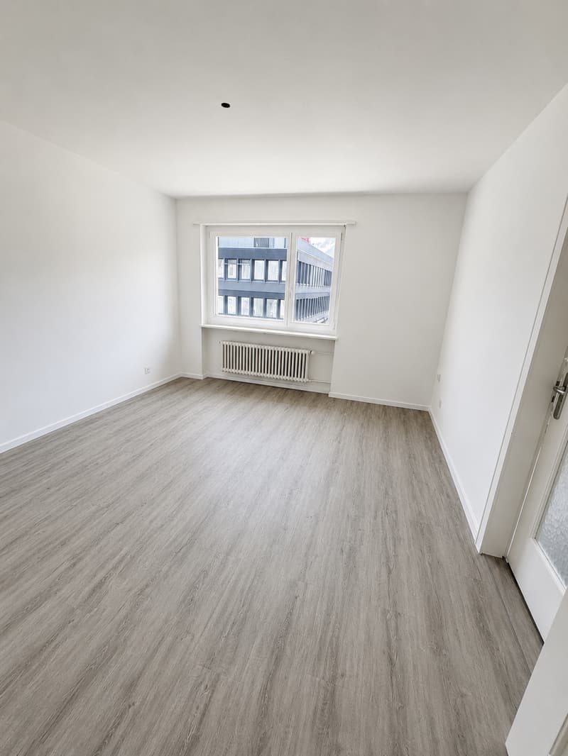 4-Zimmerwohnung mit Balkon / 4. OG mit Lift (7)