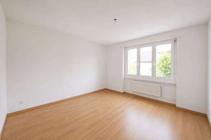 3.5-Zimmer-Eigentumswohnung mit Balkon – viel Potenzial zum attraktiven Preis (4)