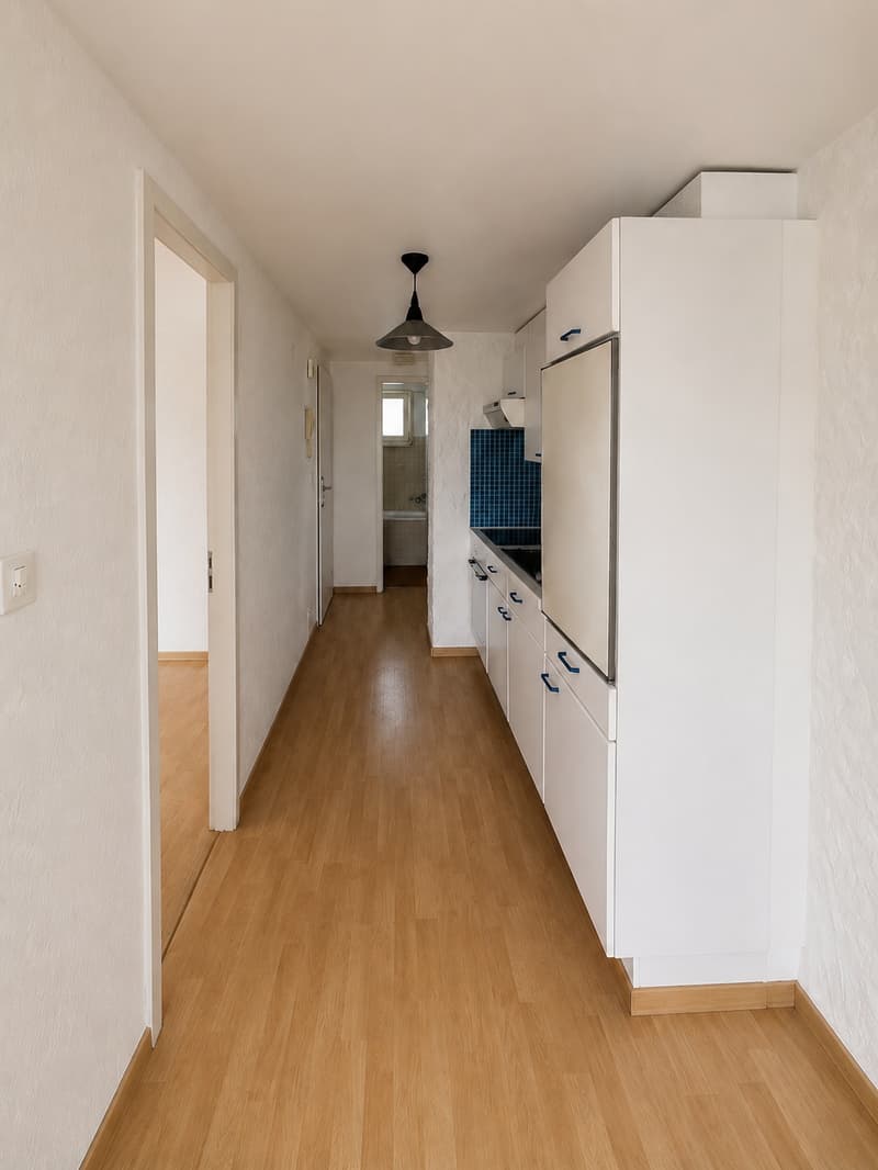 Incantevole appartamento di 2.5 locali di 40m2 al 2° piano nel cuore della vecchia città in un quartiere tranquillo (2)