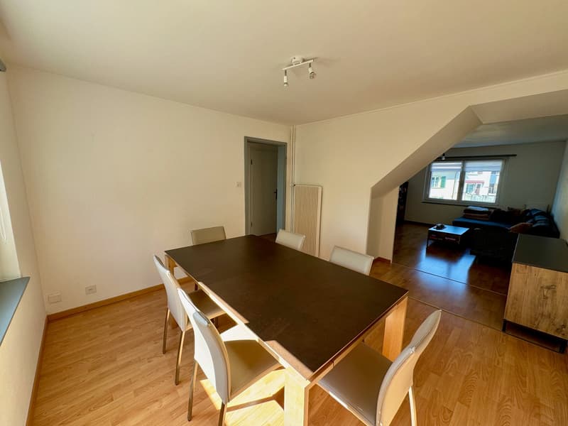Sehr schönes 4-Zimmer-Apartment im 1. Stock (5)