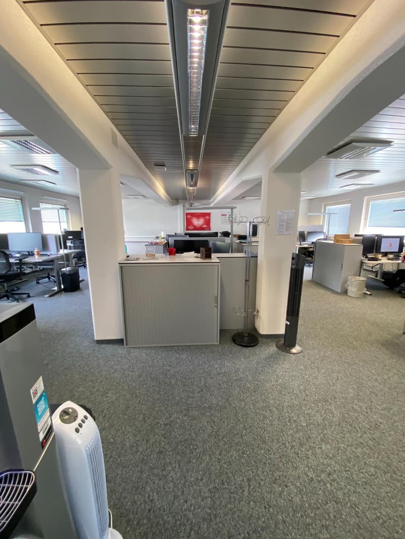 Helles 2-Zimmer-Büro im Herzen von Delémont (8)
