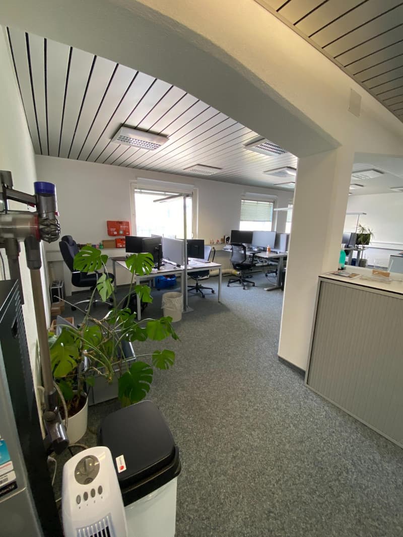 Helles 2-Zimmer-Büro im Herzen von Delémont (9)