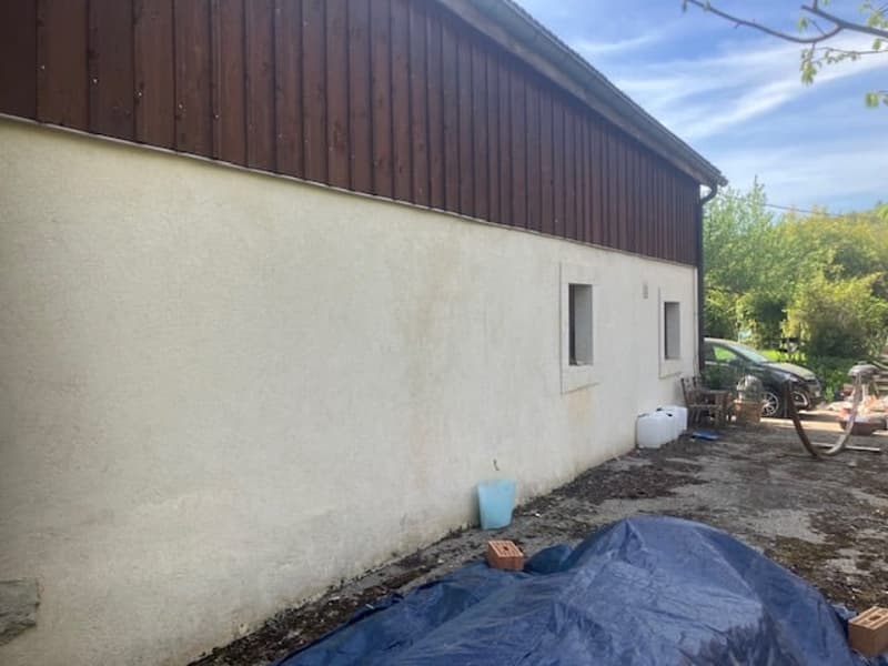 Antica fattoria di 8 locali da ristrutturare situata in campagna (5)