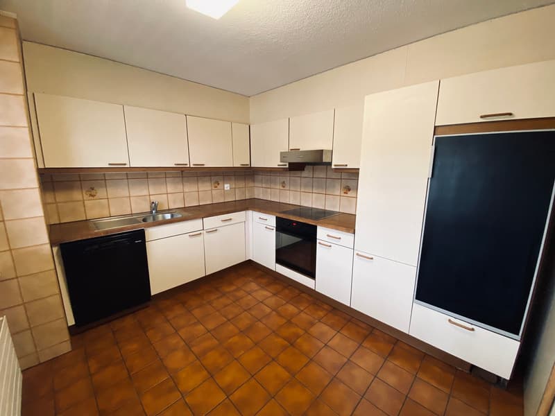 Bello appartamento di 4,5 locali al 4° piano (1)