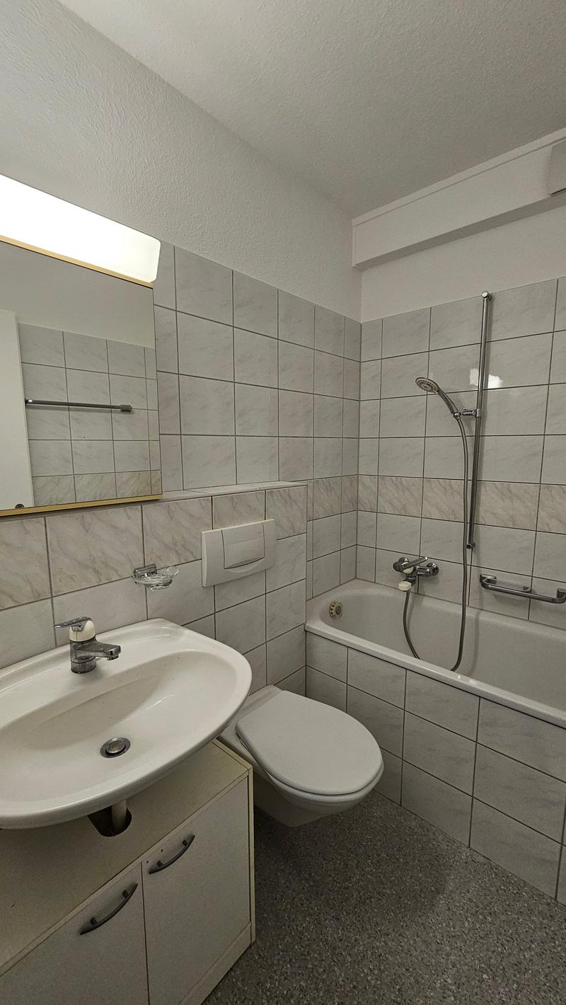 Beautiful 4-room apartment on the 2nd floor (11)