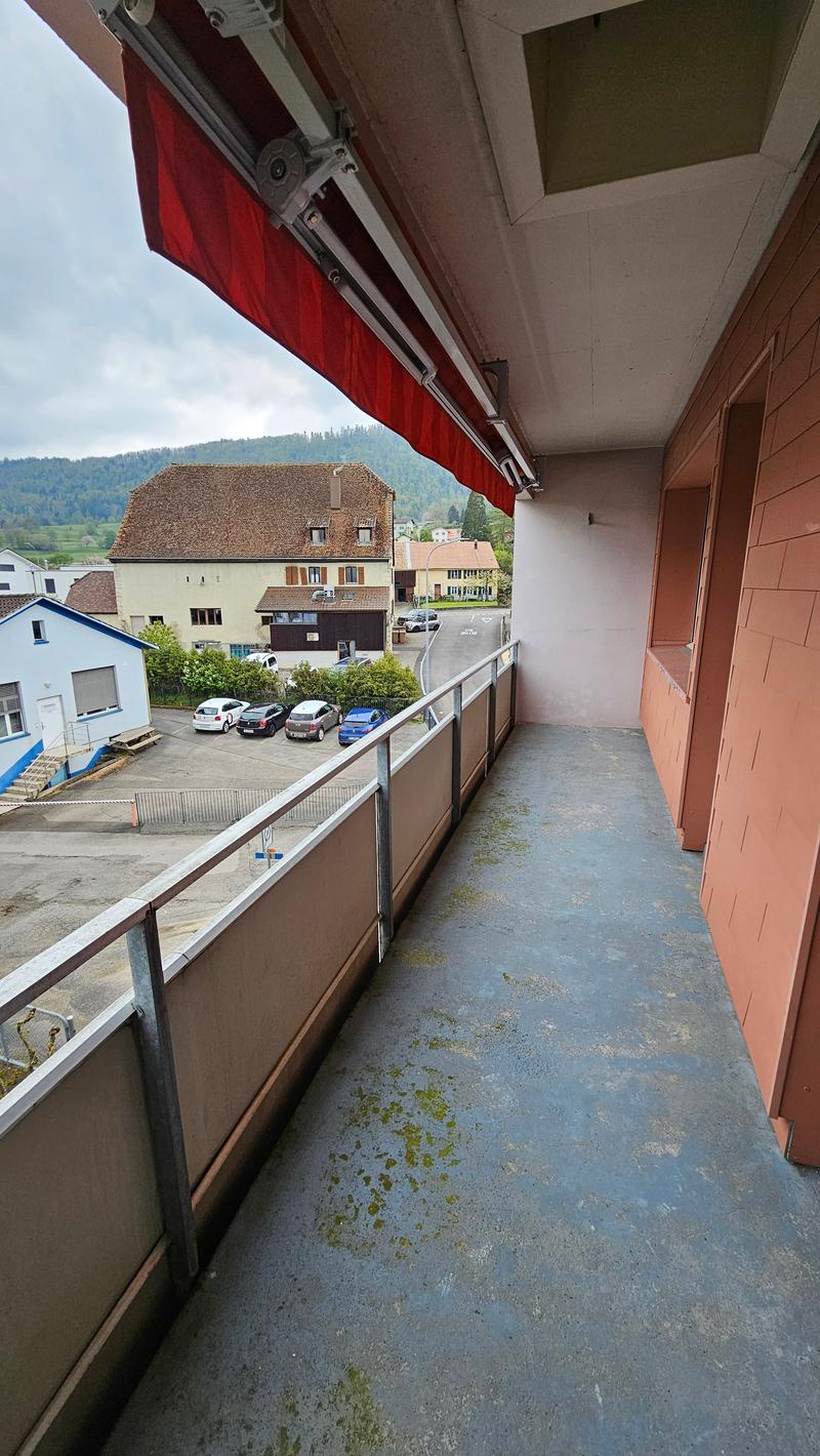 Beautiful 4-room apartment on the 2nd floor (12)