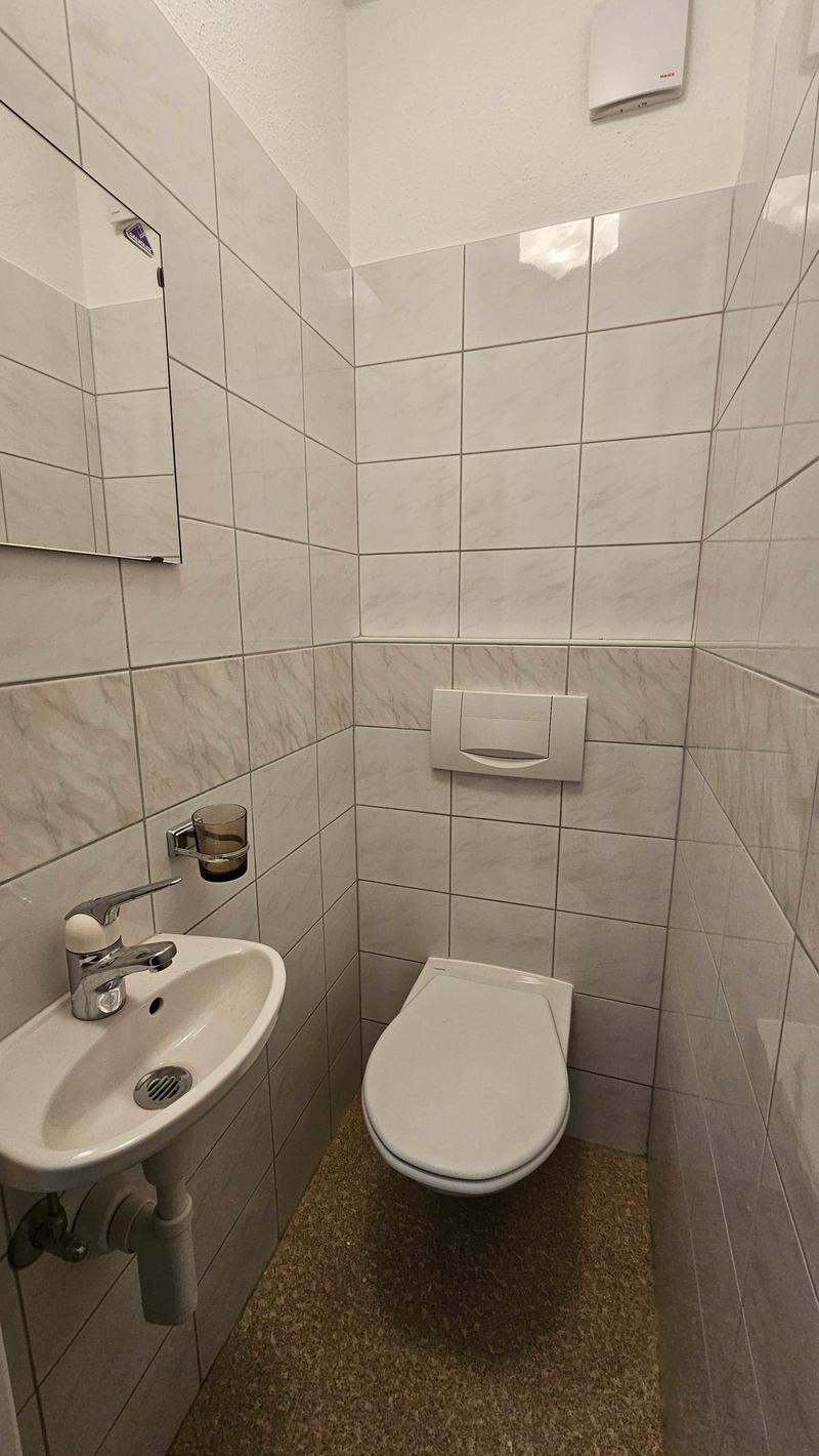 Beautiful 4-room apartment on the 2nd floor (10)