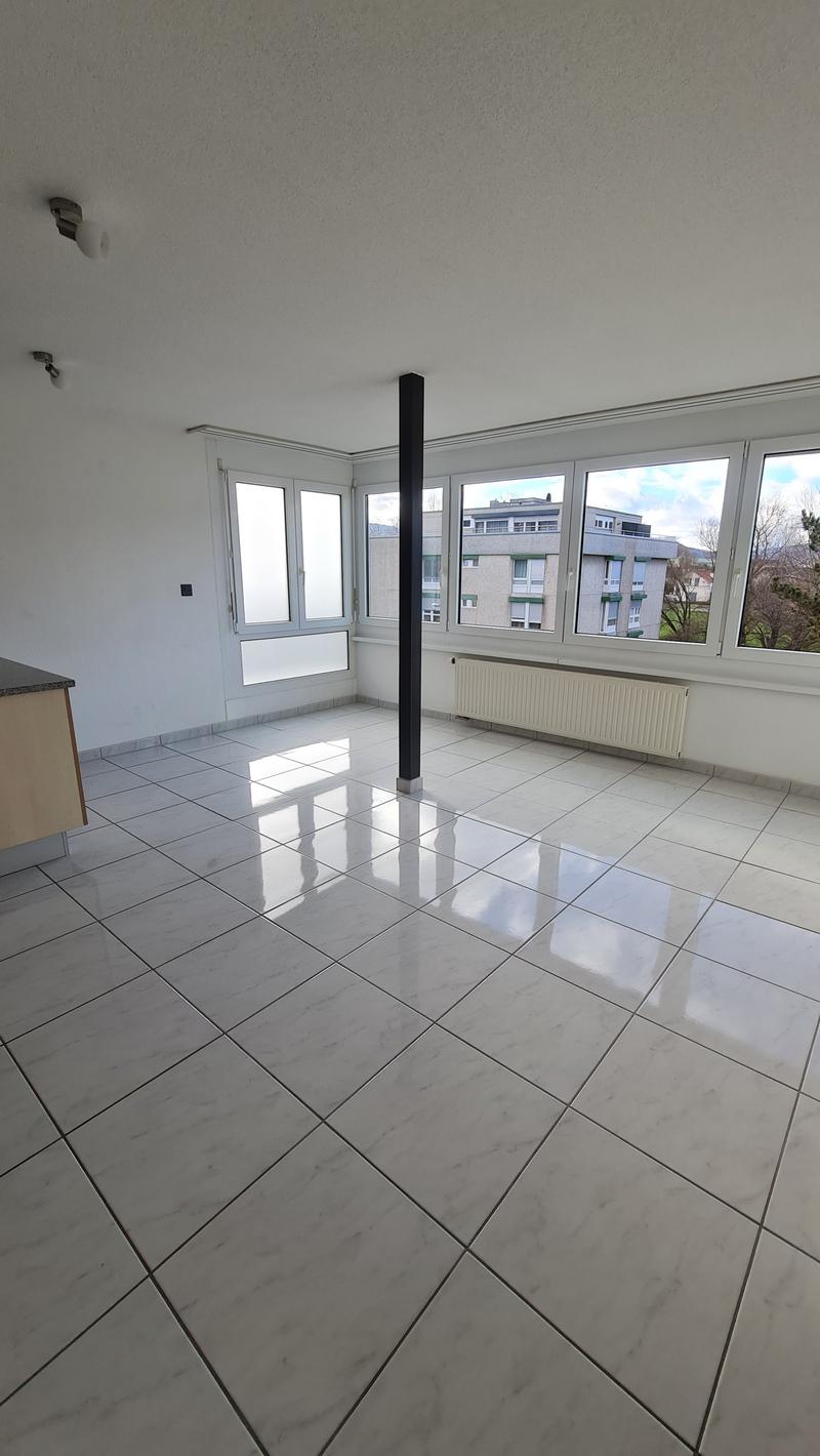 Schönes 3-Zimmer-Apartment im 3. Stock (6)