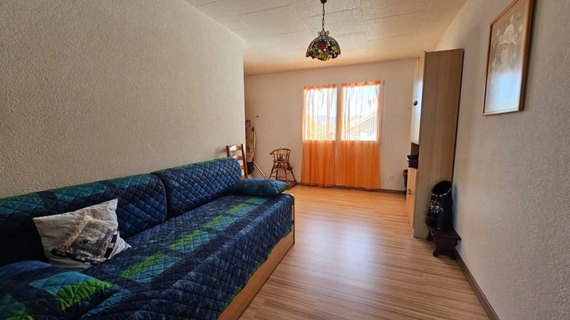 Very beautiful 3-room apartment with underground parking (7)