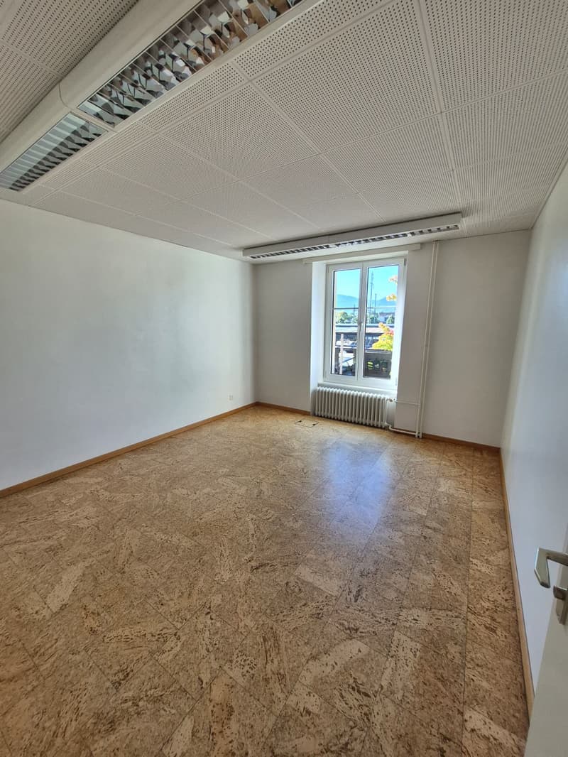 Bureaux à louer au centre ville (5)
