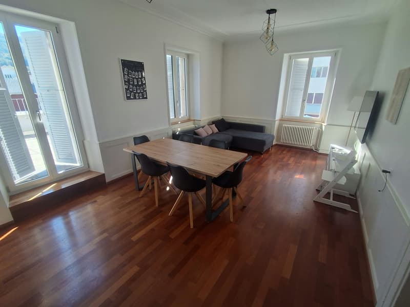 Bel appartement de 4,5 pièces au 1er étage (2)