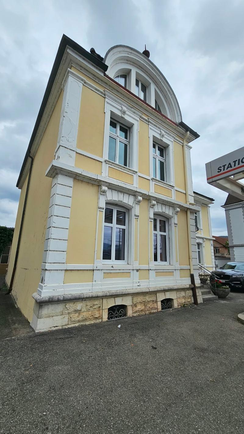 Très grand appartement de 3,5 pièces avec terrasse de 48m2 (15)