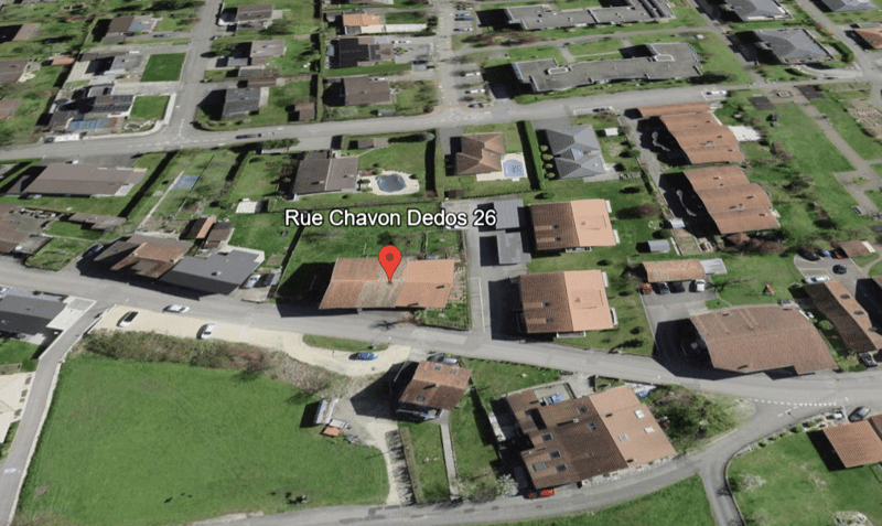 Large building plot with old barn, free of leasehold (10)