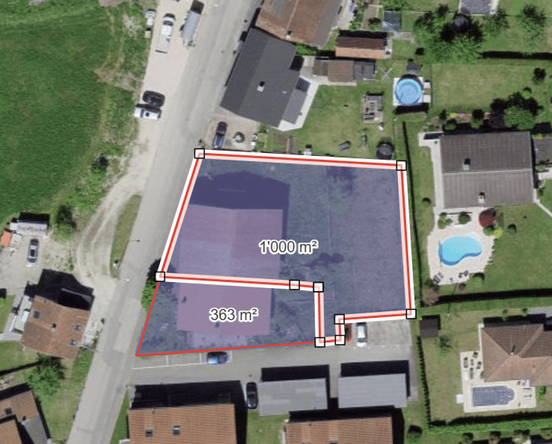 Large building plot with old barn, free of leasehold (9)