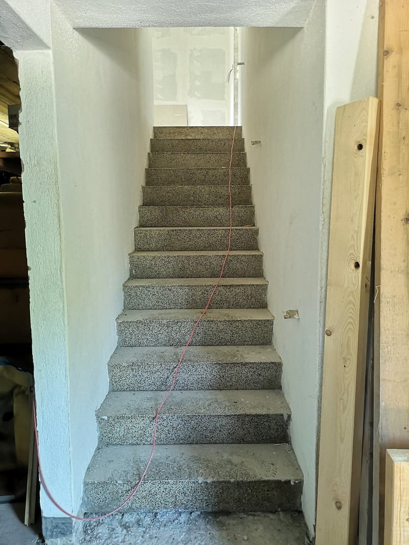 Maison de 4.5pces + mezzanine en périphérie de Saignelégier, sera vendue complètement rénovée (12)
