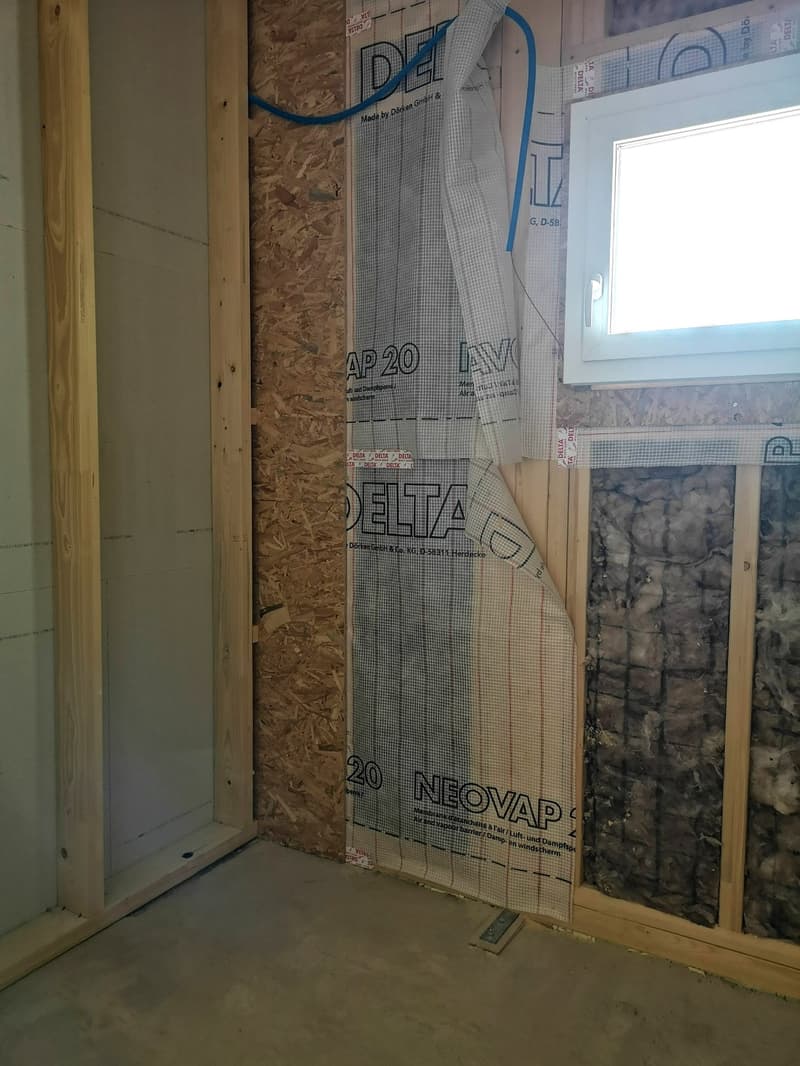 Maison de 4.5pces + mezzanine en périphérie de Saignelégier, sera vendue complètement rénovée (32)