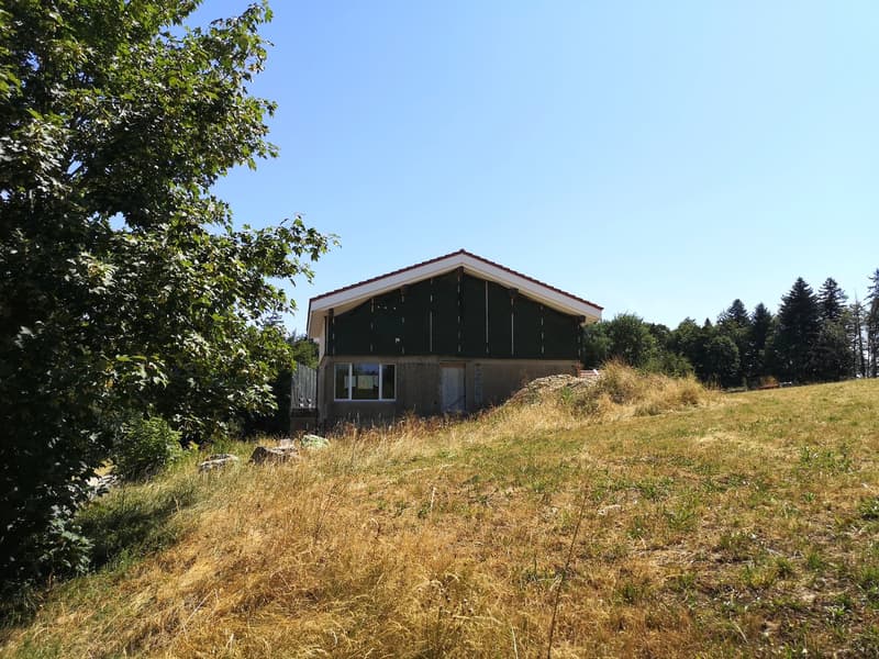 Maison de 4.5pces + mezzanine en périphérie de Saignelégier, sera vendue complètement rénovée (11)