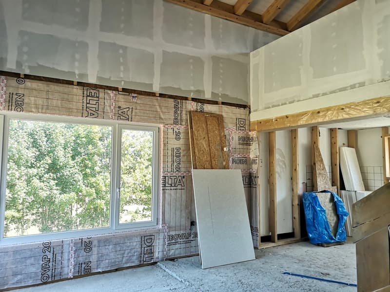Maison de 4.5pces + mezzanine en périphérie de Saignelégier, sera vendue complètement rénovée (22)