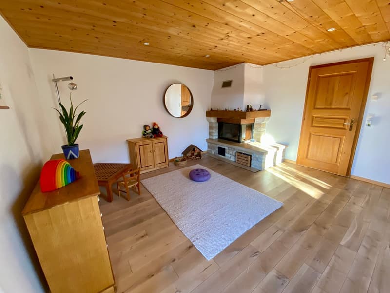 Spacieuse maison avec jardin, garage, grange / Geräumiges Haus mit Garten, Garage, Scheune (16)