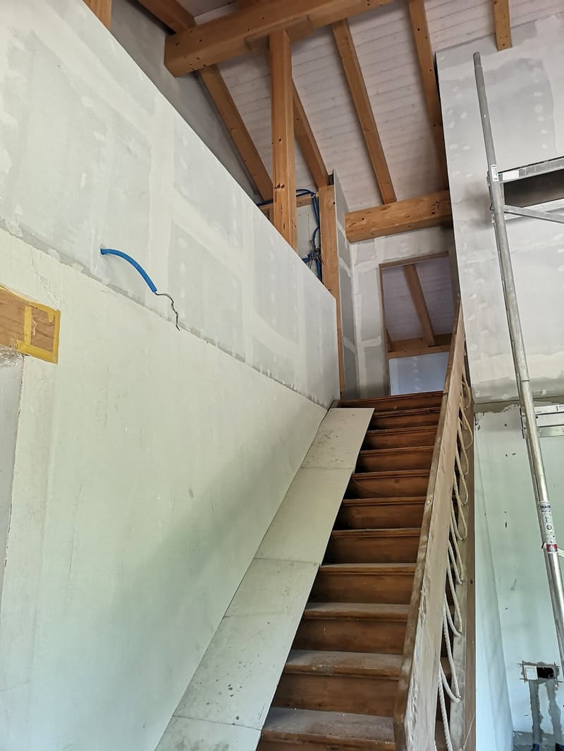Maison de 4.5pces + mezzanine en périphérie de Saignelégier, sera vendue complètement rénovée (26)